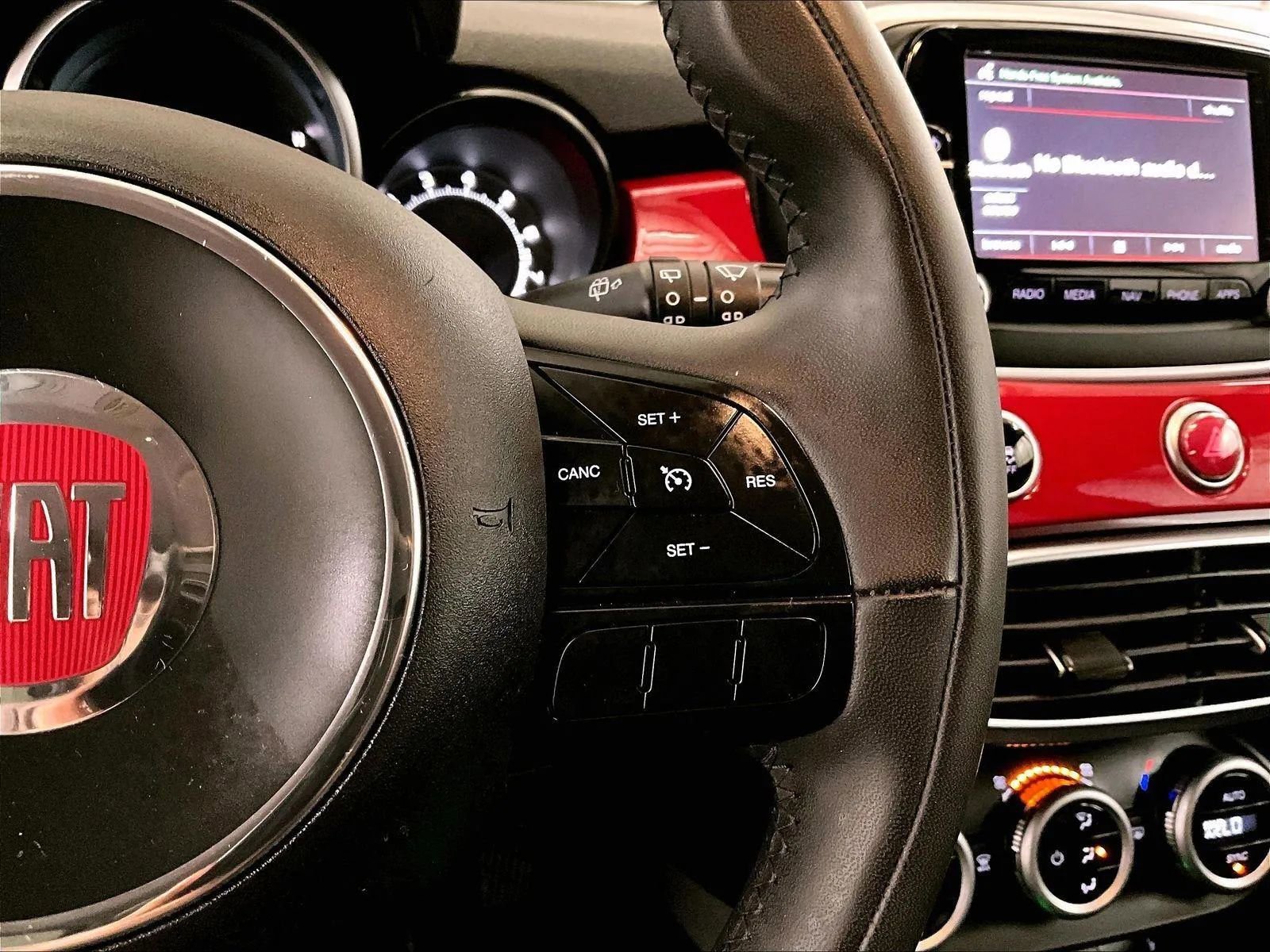 Used 2016 FIAT 500X Lounge image 19