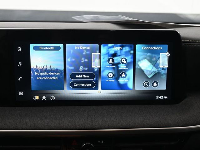 New 2026 Nissan Kicks SV w/ Illumination Package image 3