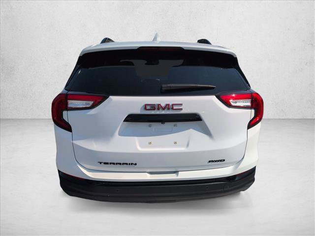 Used 2023 GMC Terrain SLE w/ Driver Convenience Package image 7