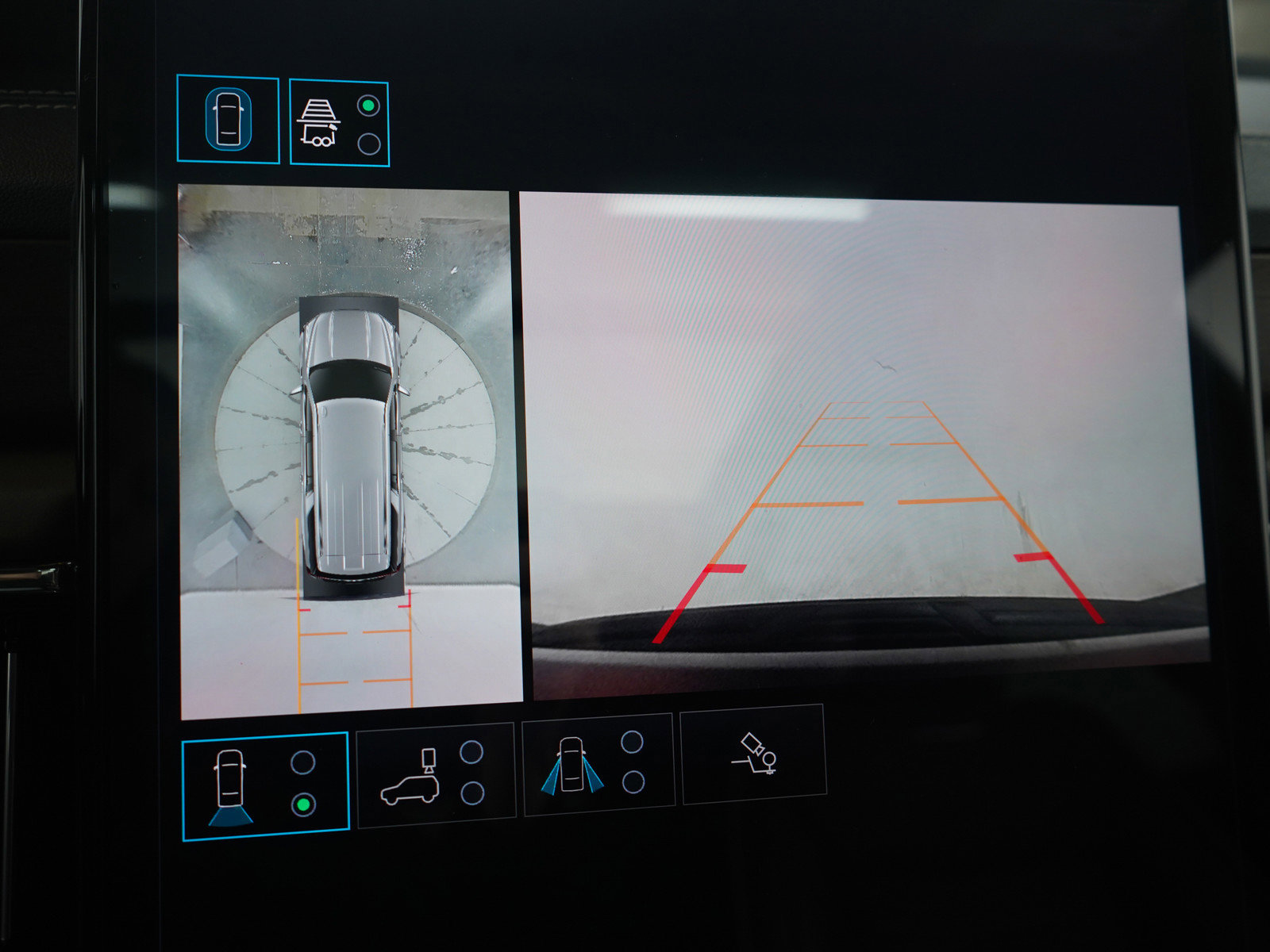 Used 2025 GMC Yukon XL Denali Ultimate image 35