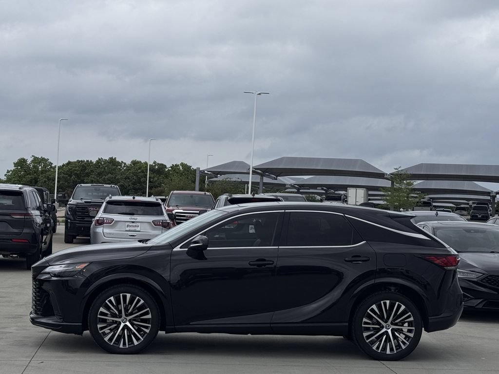 Used 2023 Lexus RX 350 Premium Plus w/ Cold Area Package AWD/4WD image 3