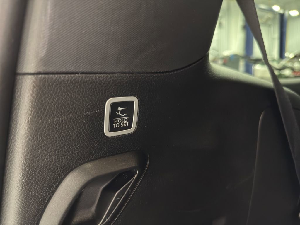 Used 2024 Jeep Wagoneer Series II w/ Convenience Group I image 18