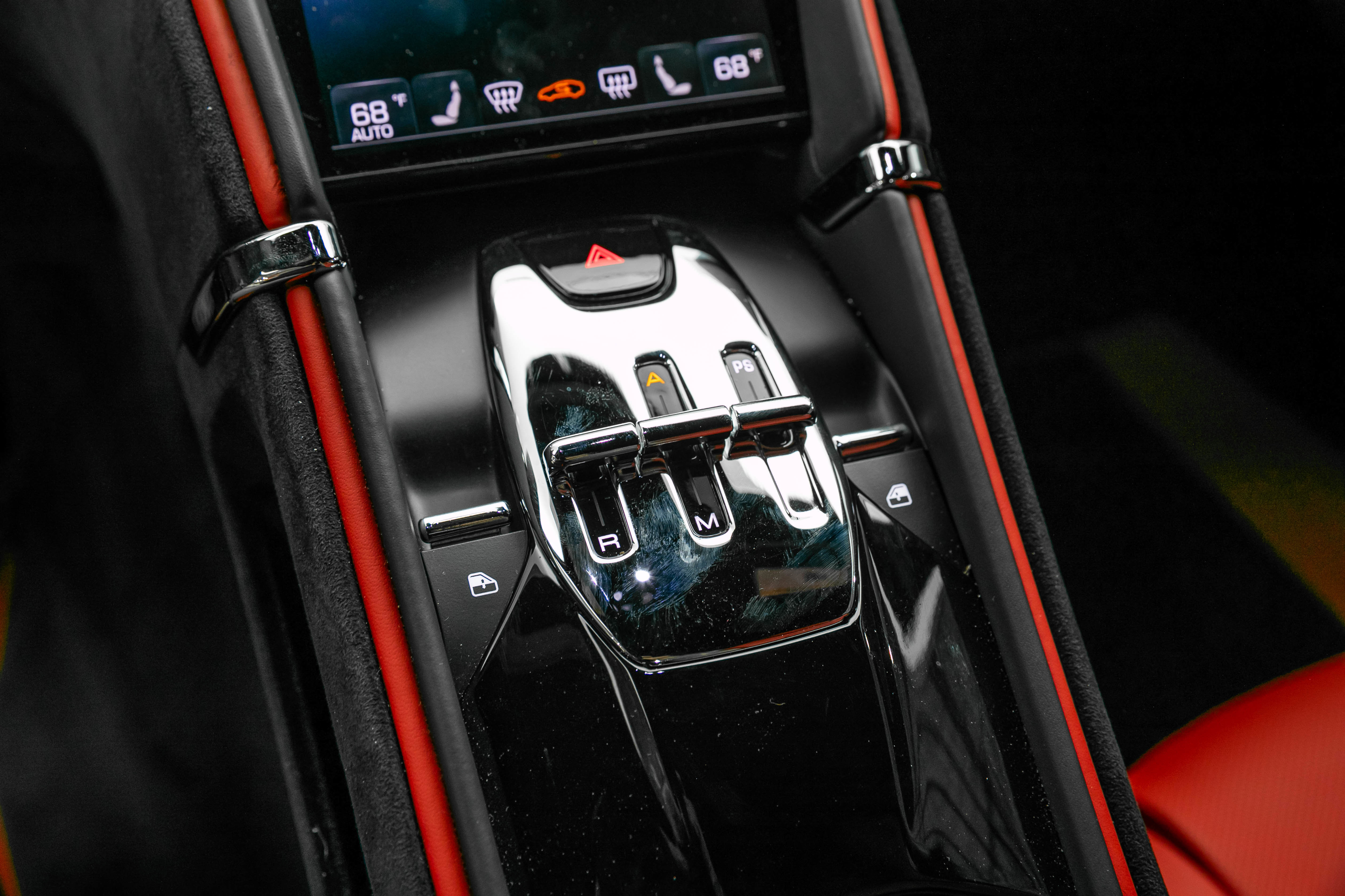 Certified 2024 Ferrari Roma image 6