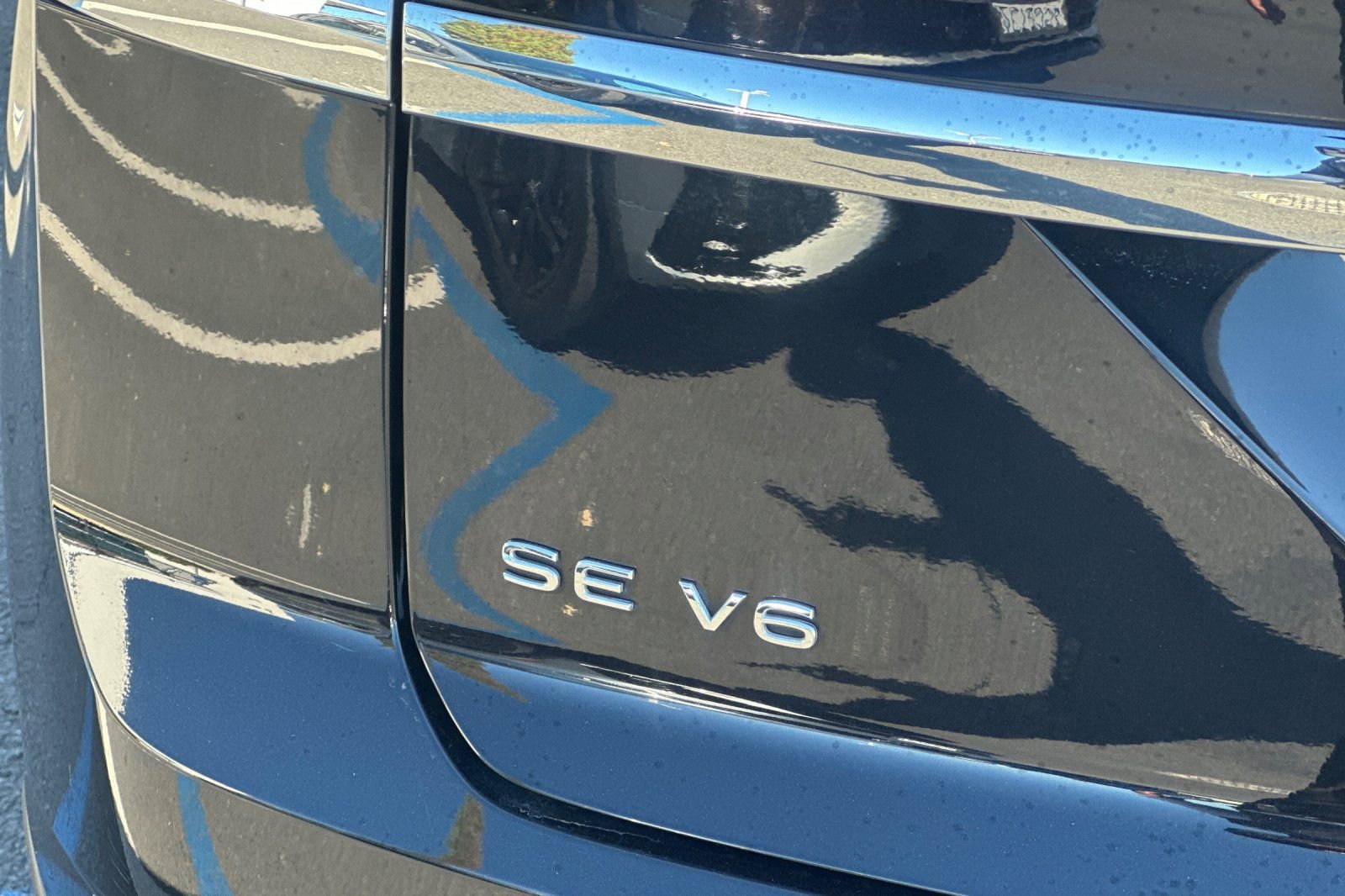 Used 2022 Volkswagen Atlas Cross Sport SE image 27