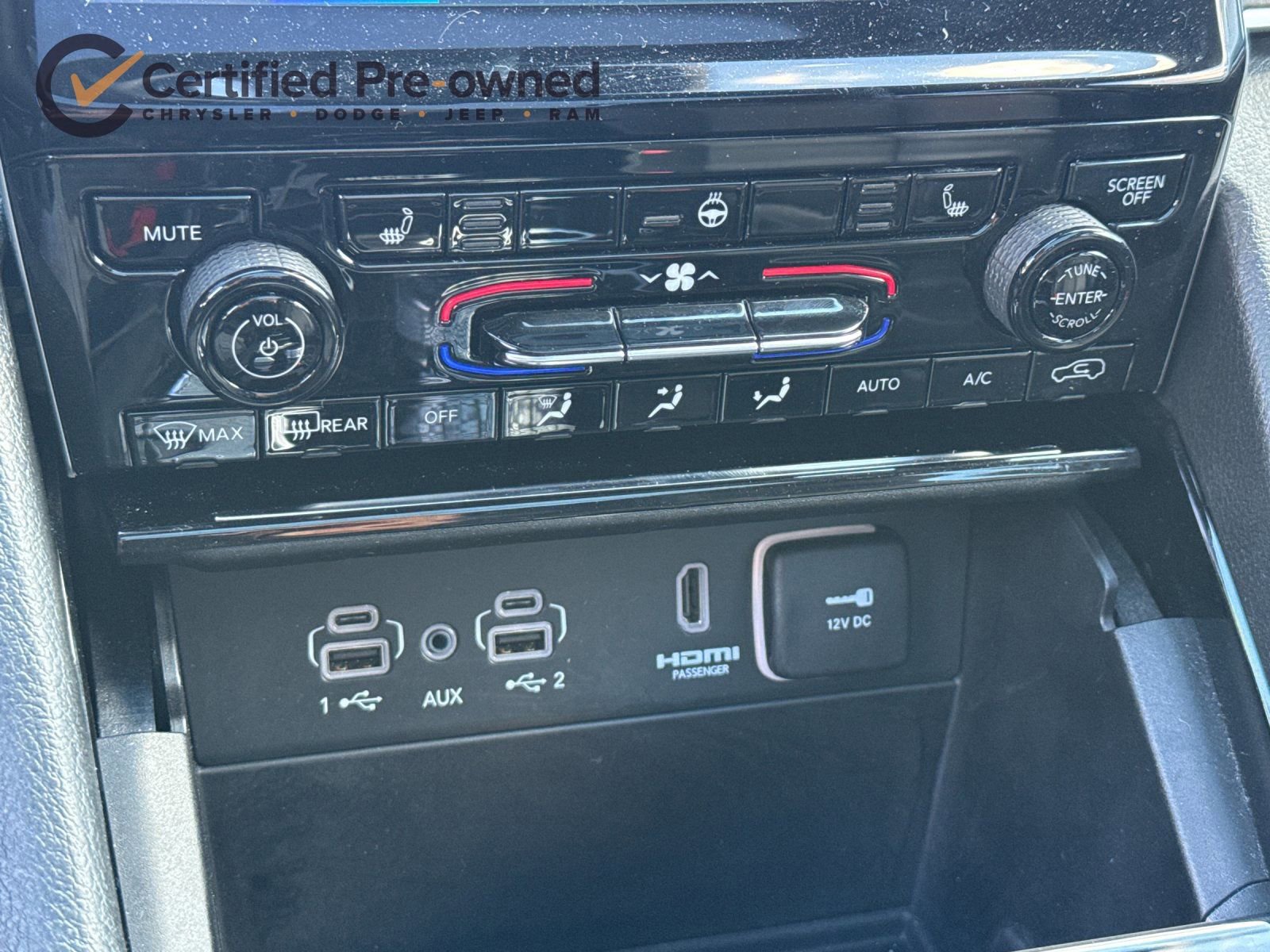 Used 2022 Jeep Grand Cherokee Limited 4xe image 22