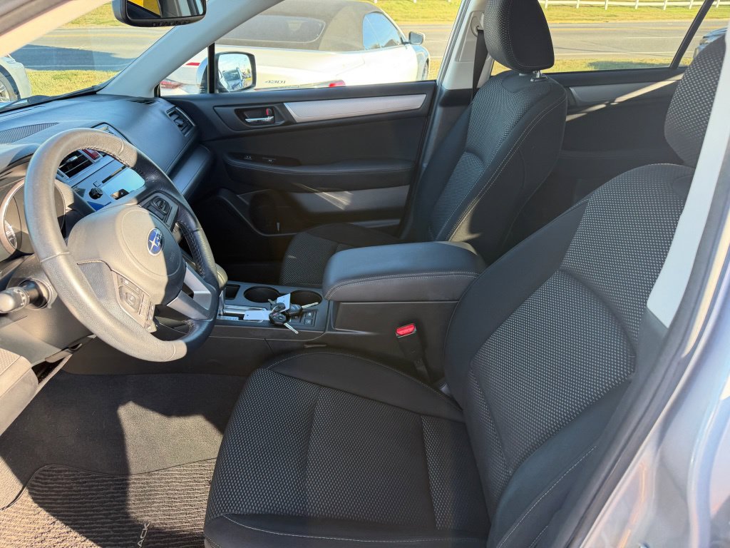 Used 2015 Subaru Outback 2.5i Premium AWD/4WD image 9