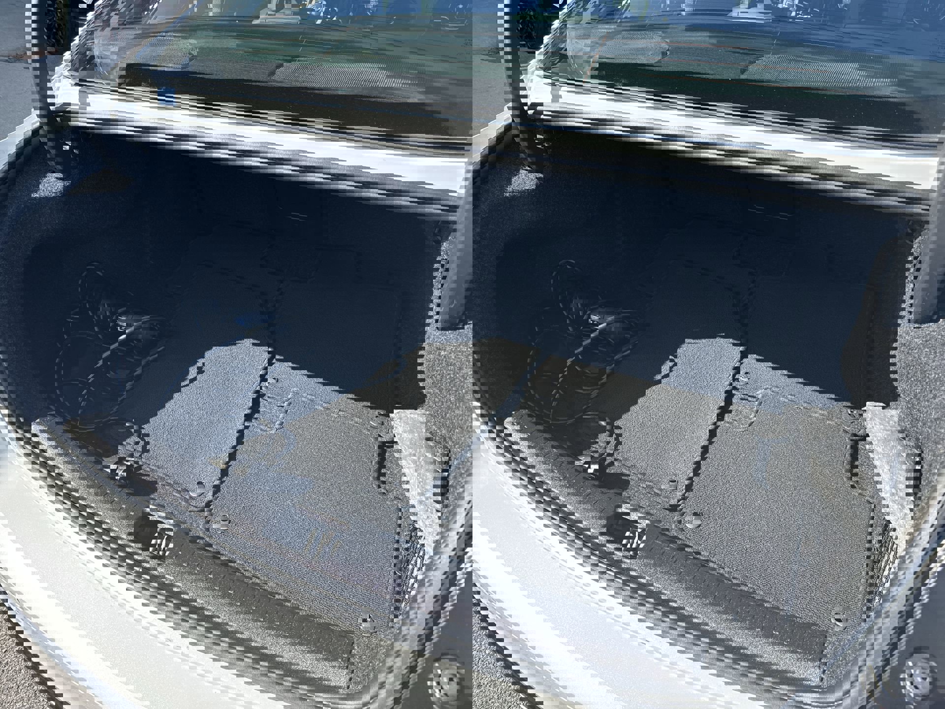 Used 2024 Volvo S60 T8 Plus w/ Climate Package image 25