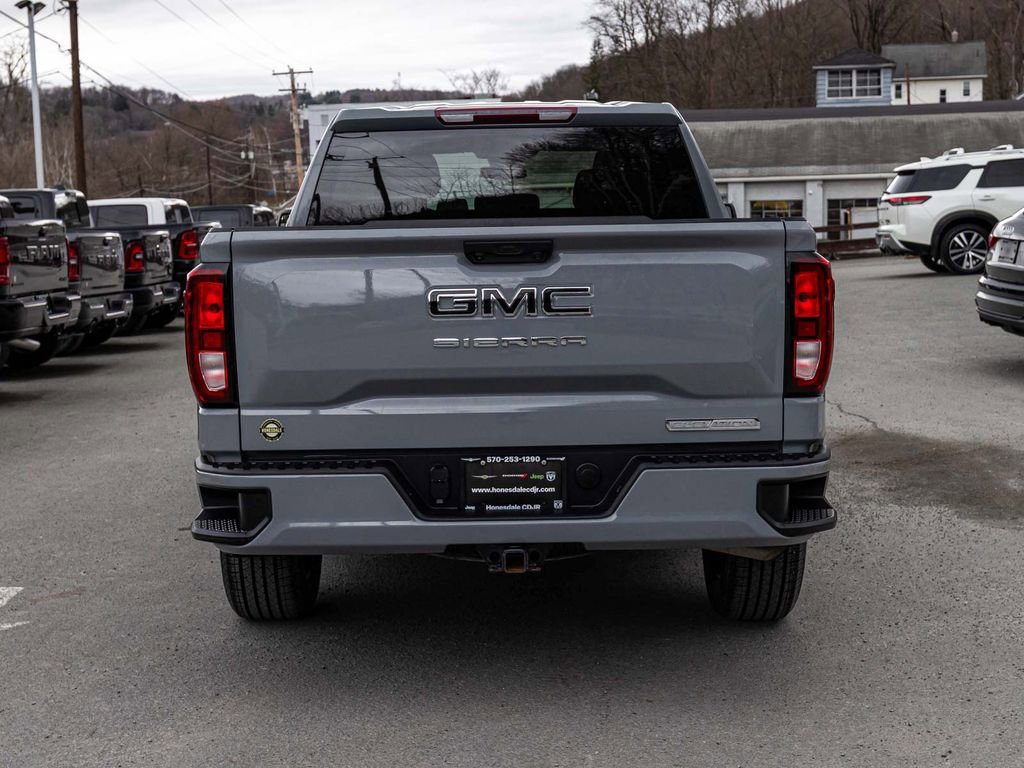 Used 2024 GMC Sierra 1500 Elevation w/ LPO, Elevation Black Package AWD/4WD image 5