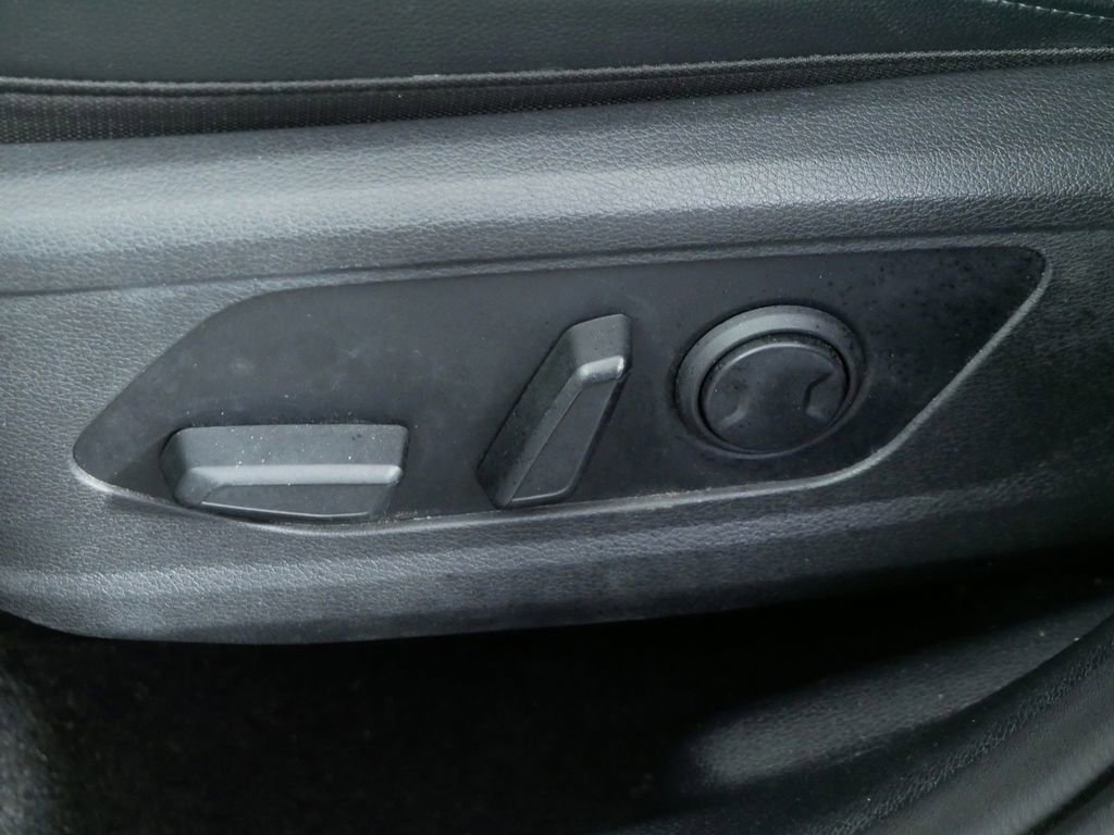 Certified 2023 Kia Sportage EX FWD image 25