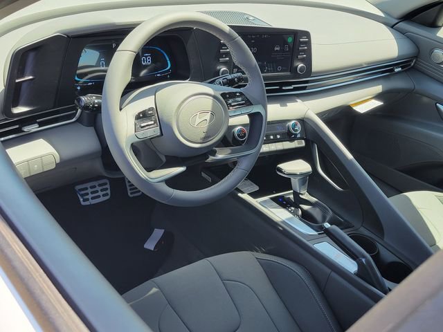 New 2026 Hyundai Elantra Sport image 5