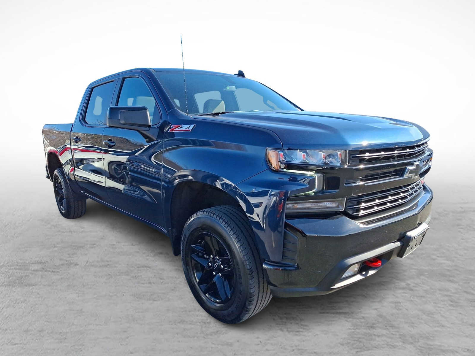 Used 2021 Chevrolet Silverado 1500 LT Trail Boss w/ Convenience Package II image 3