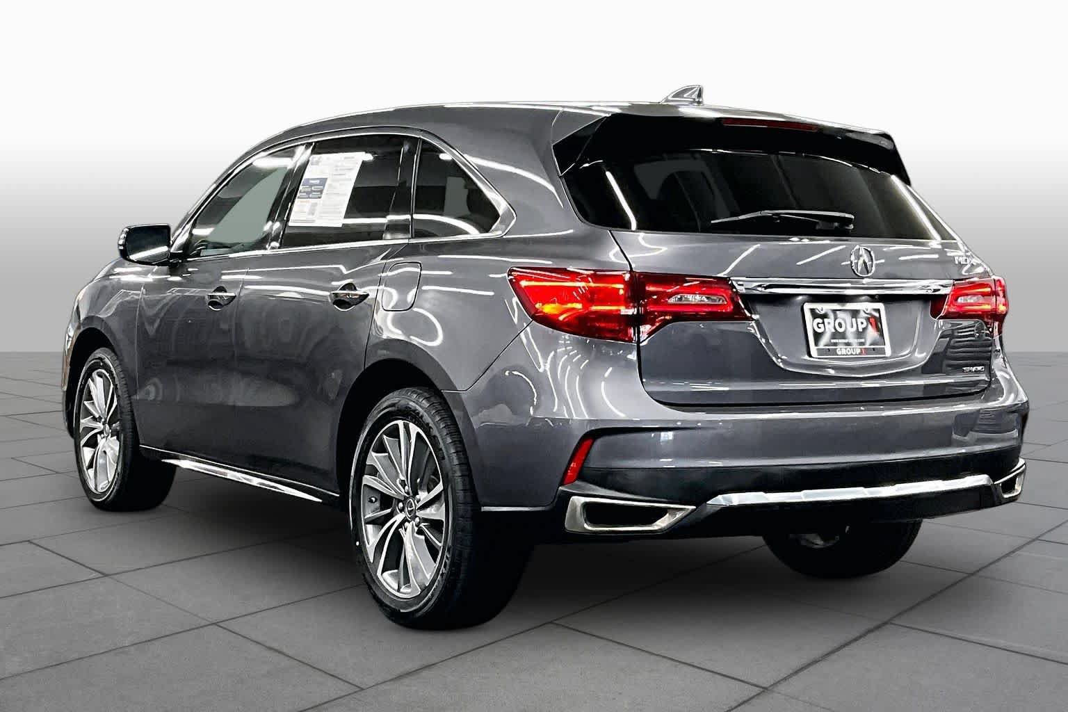Used 2017 Acura MDX w/ Technology Package AWD/4WD image 11