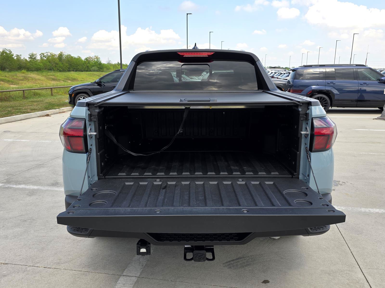 Used 2023 Hyundai Santa Cruz SEL Premium AWD/4WD image 8