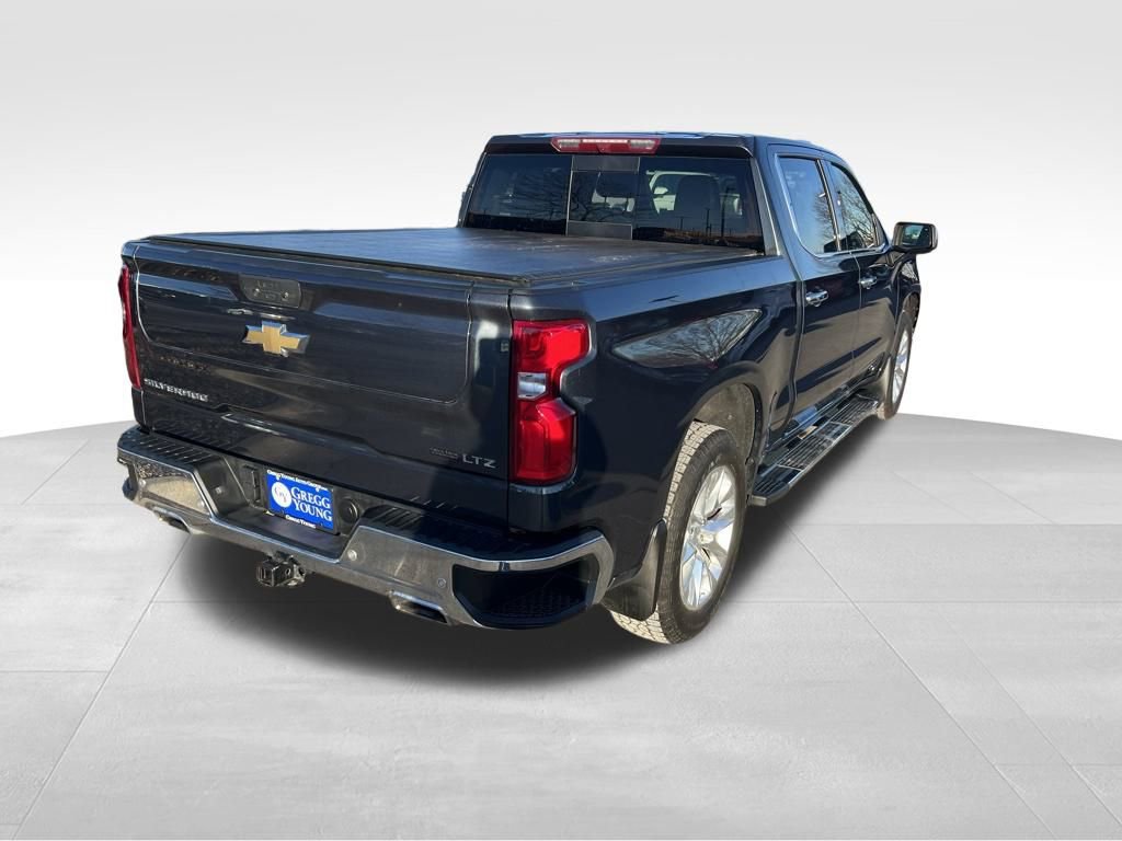 Used 2022 Chevrolet Silverado 1500 LTZ w/ LTZ Premium Package image 7
