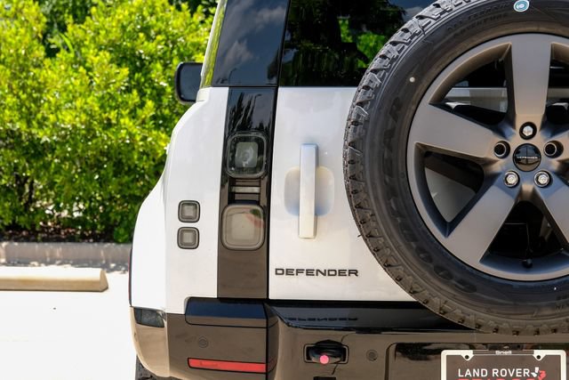 New 2026 Land Rover Defender 110 X-Dynamic SE AWD/4WD image 59