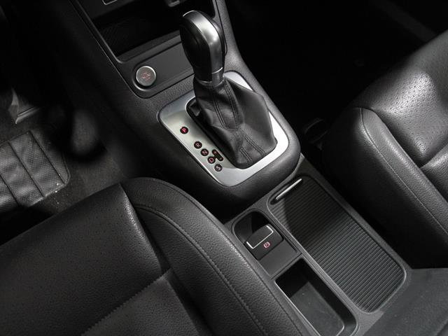Used 2017 Volkswagen Tiguan S image 14