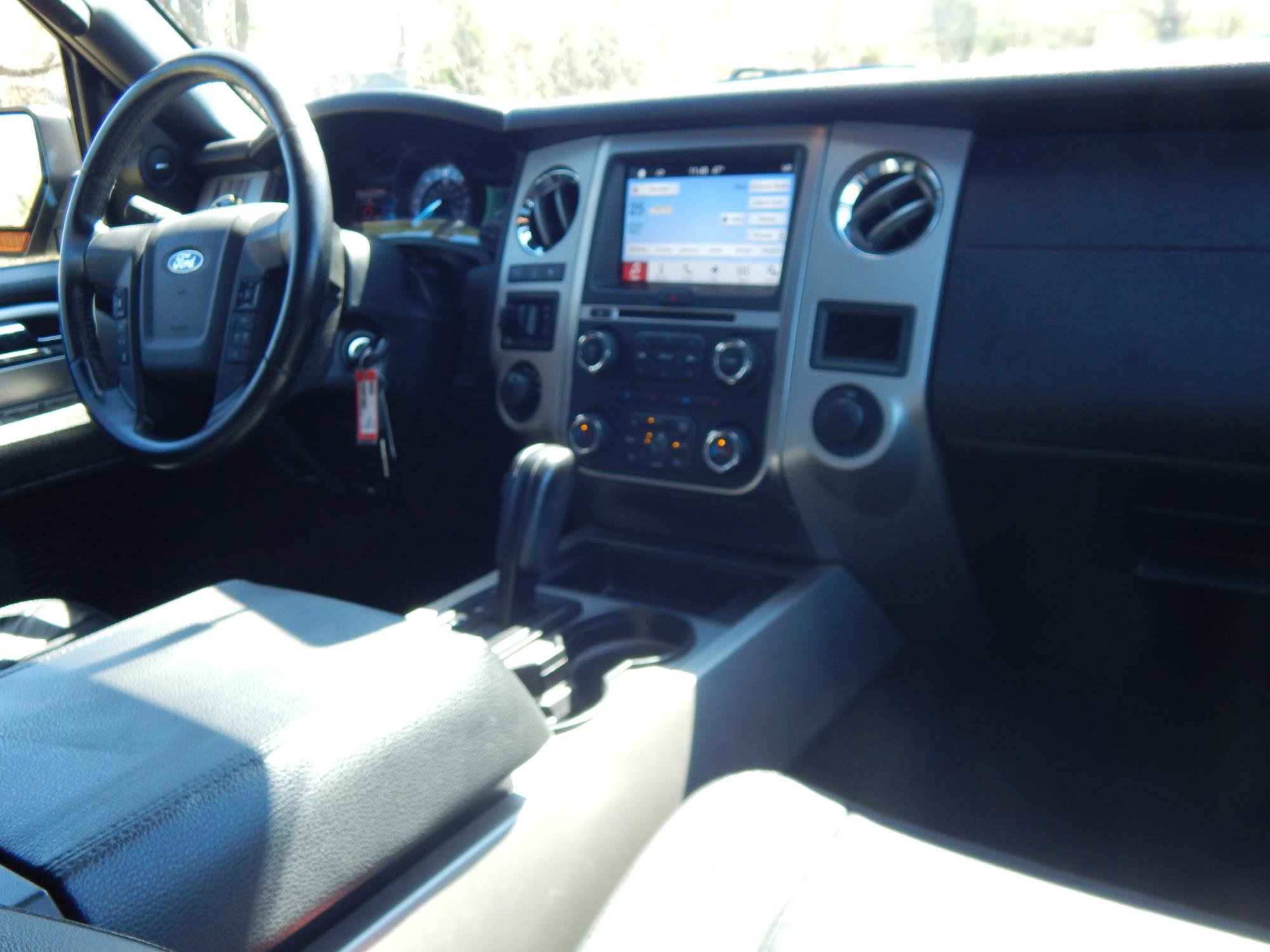 Used 2017 Ford Expedition EL XLT w/ Equipment Group 202A image 19