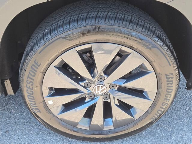 Used 2022 Volkswagen Taos S w/ IQ Drive S Package FWD image 11