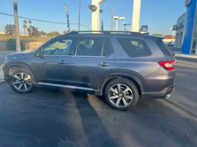 Certified 2025 Honda Pilot Touring image 28