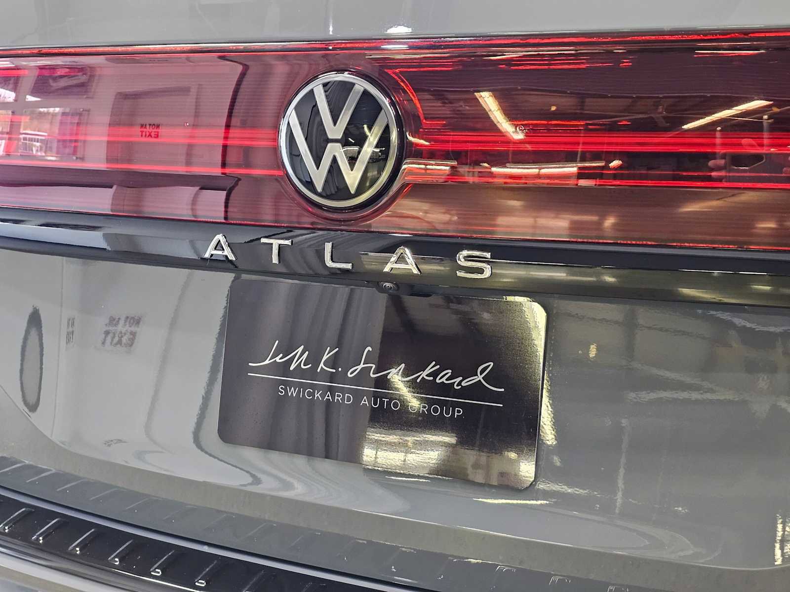 Used 2026 Volkswagen Atlas Peak Edition AWD/4WD image 15
