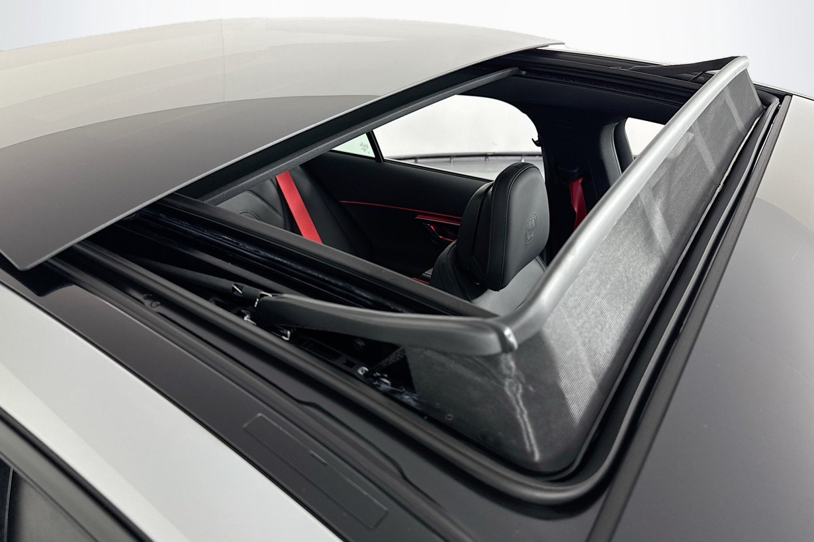 New 2026 Mercedes-Benz E 53 AMG e 4MATIC Sedan image 21