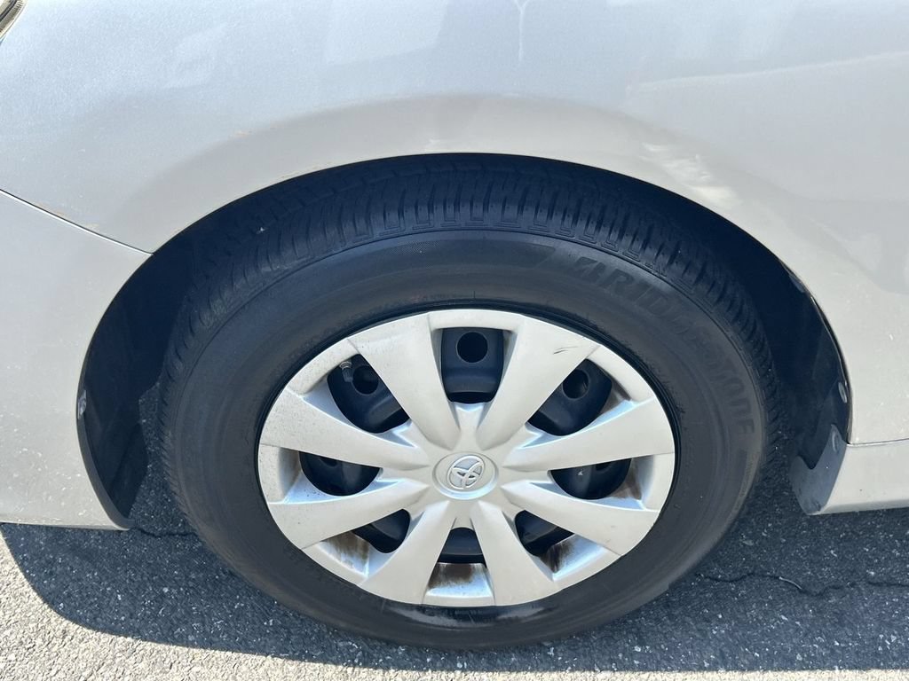 Used 2013 Toyota Corolla L FWD image 10