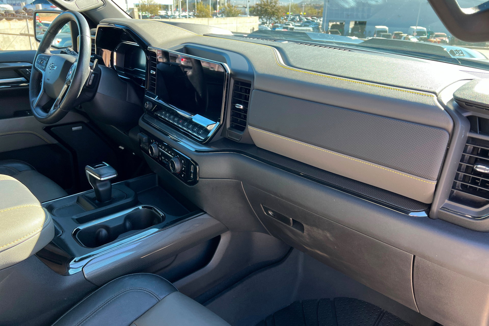 Used 2023 Chevrolet Silverado 1500 ZR2 w/ Technology Package image 23