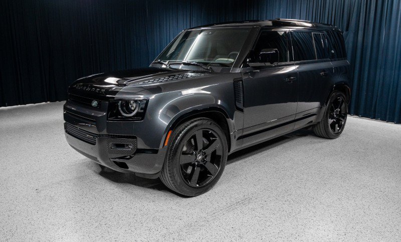 Used 2023 Land Rover Defender 110 X-Dynamic SE AWD/4WD image 1
