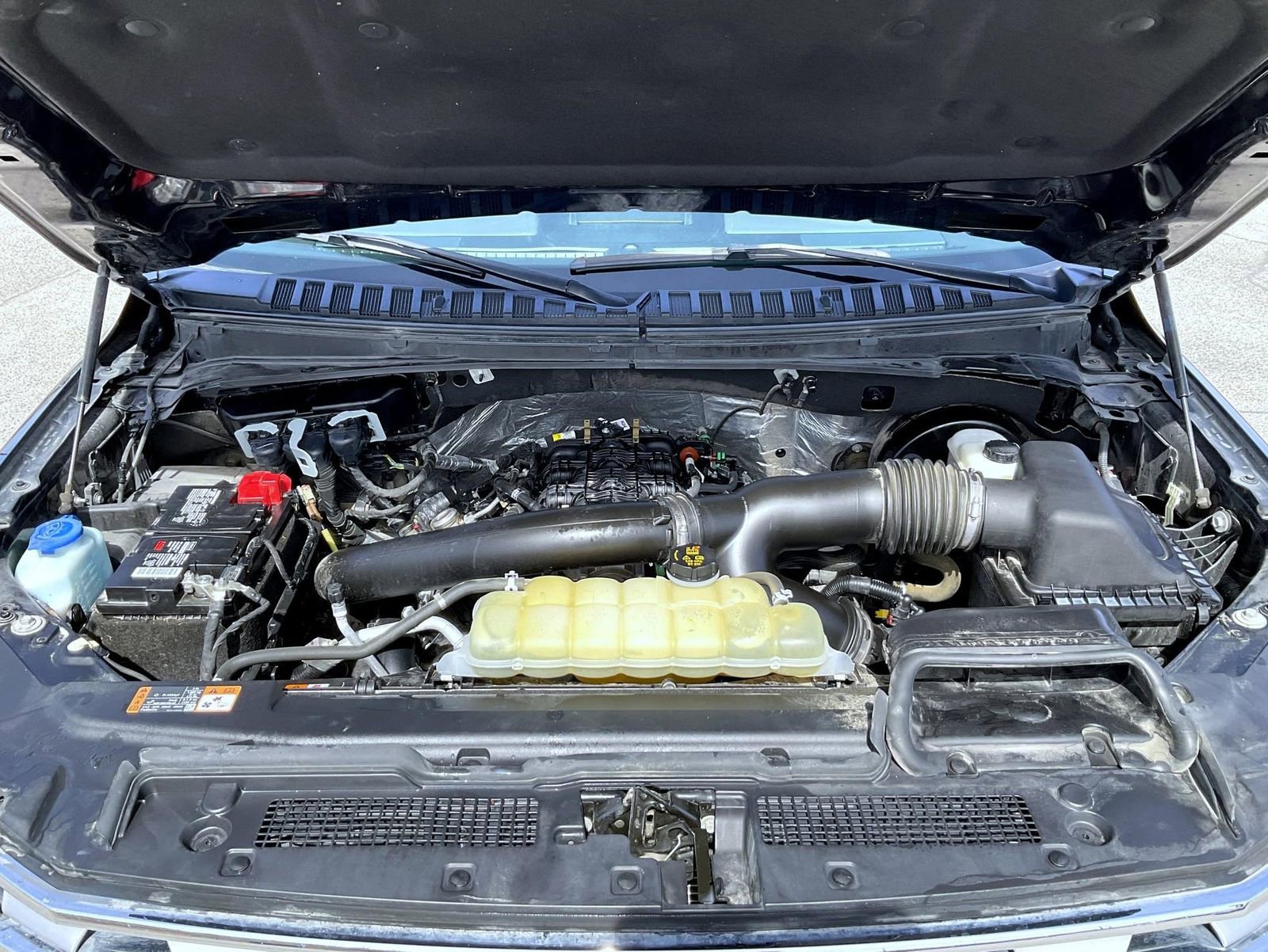 Used 2021 Ford Expedition Limited image 26