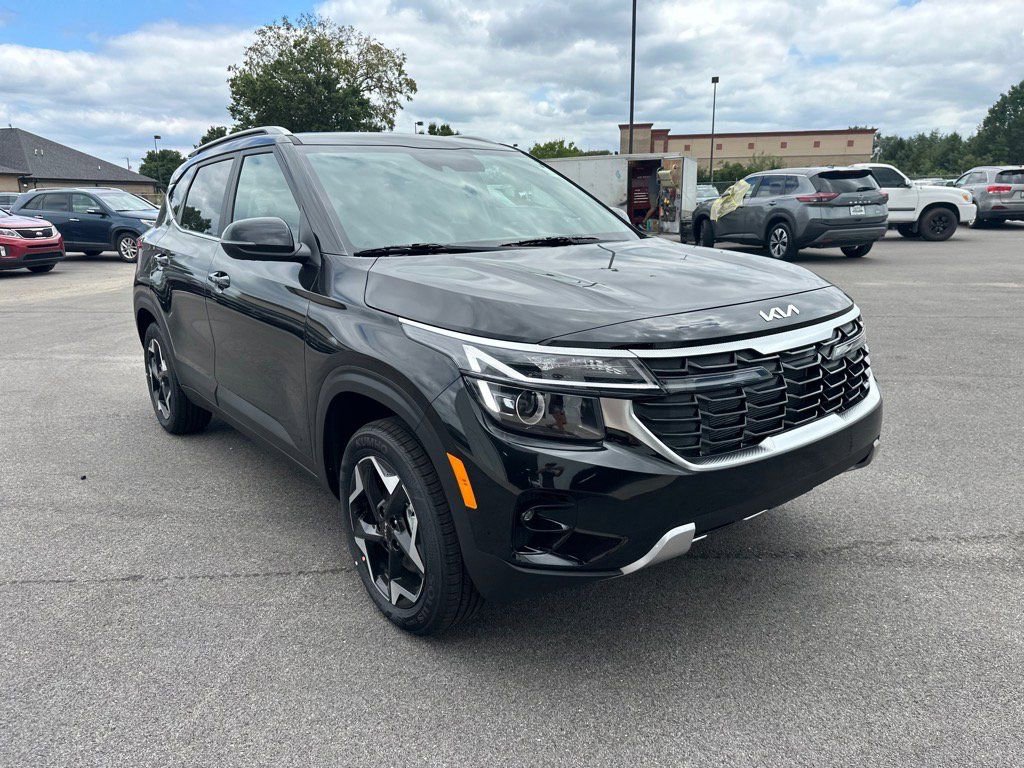 New 2026 Kia Seltos EX image 12