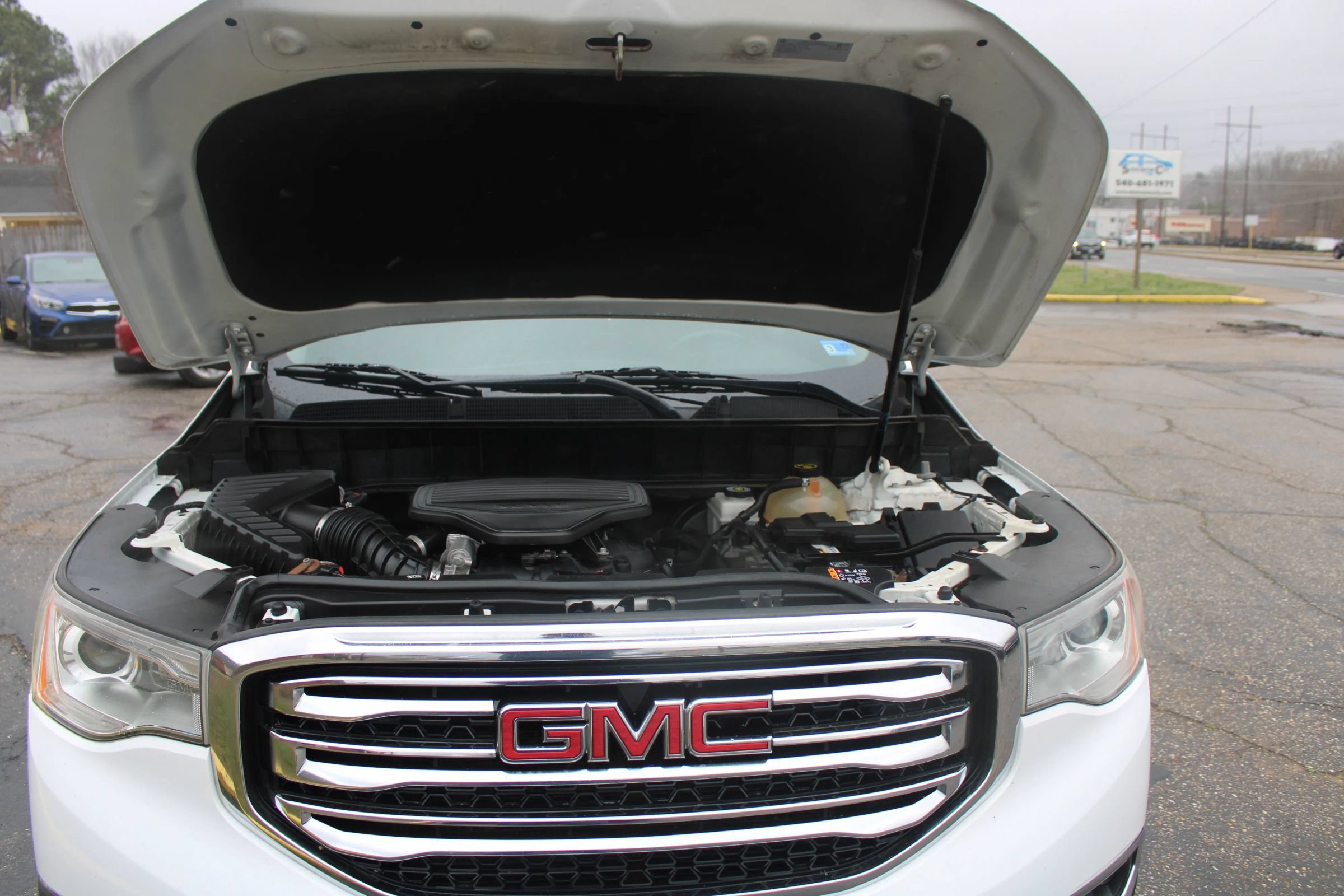 Used 2019 GMC Acadia SLT FWD image 38