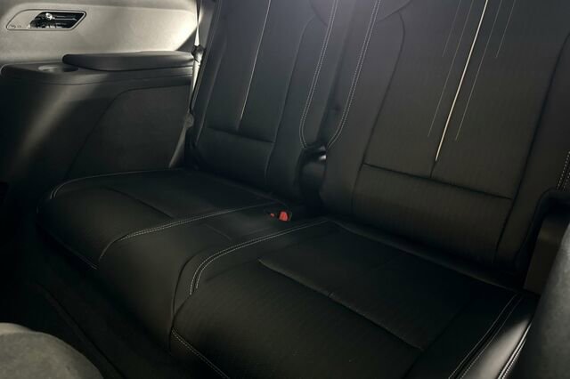 New 2026 Cadillac Vistiq Sport w/ LPO, Floor Liner Package AWD/4WD image 15