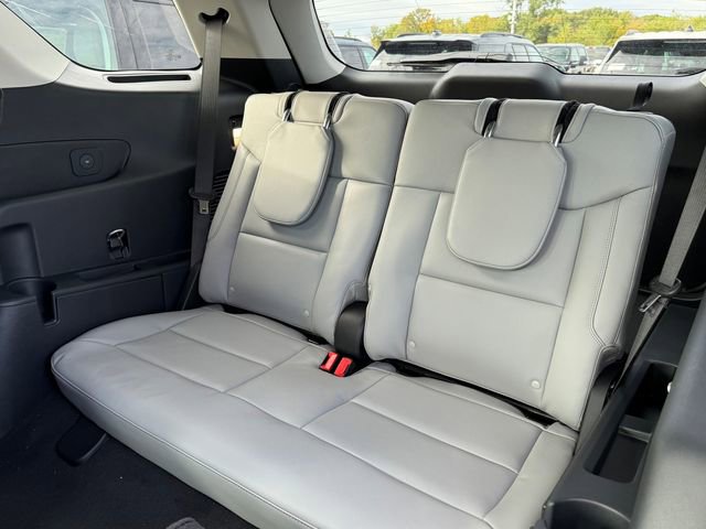 New 2026 Ford Explorer Active w/ Active Comfort Package image 15