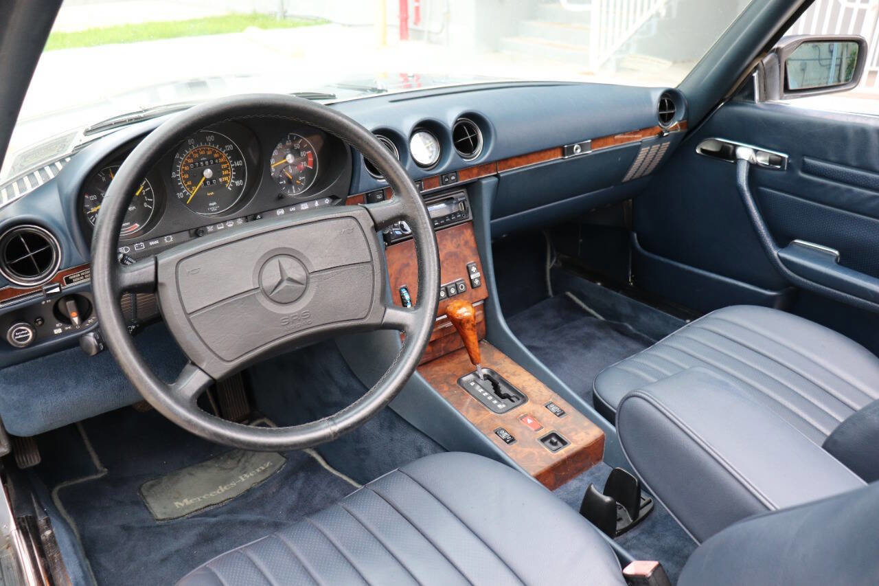 Used 1989 Mercedes-Benz 560 SL image 15