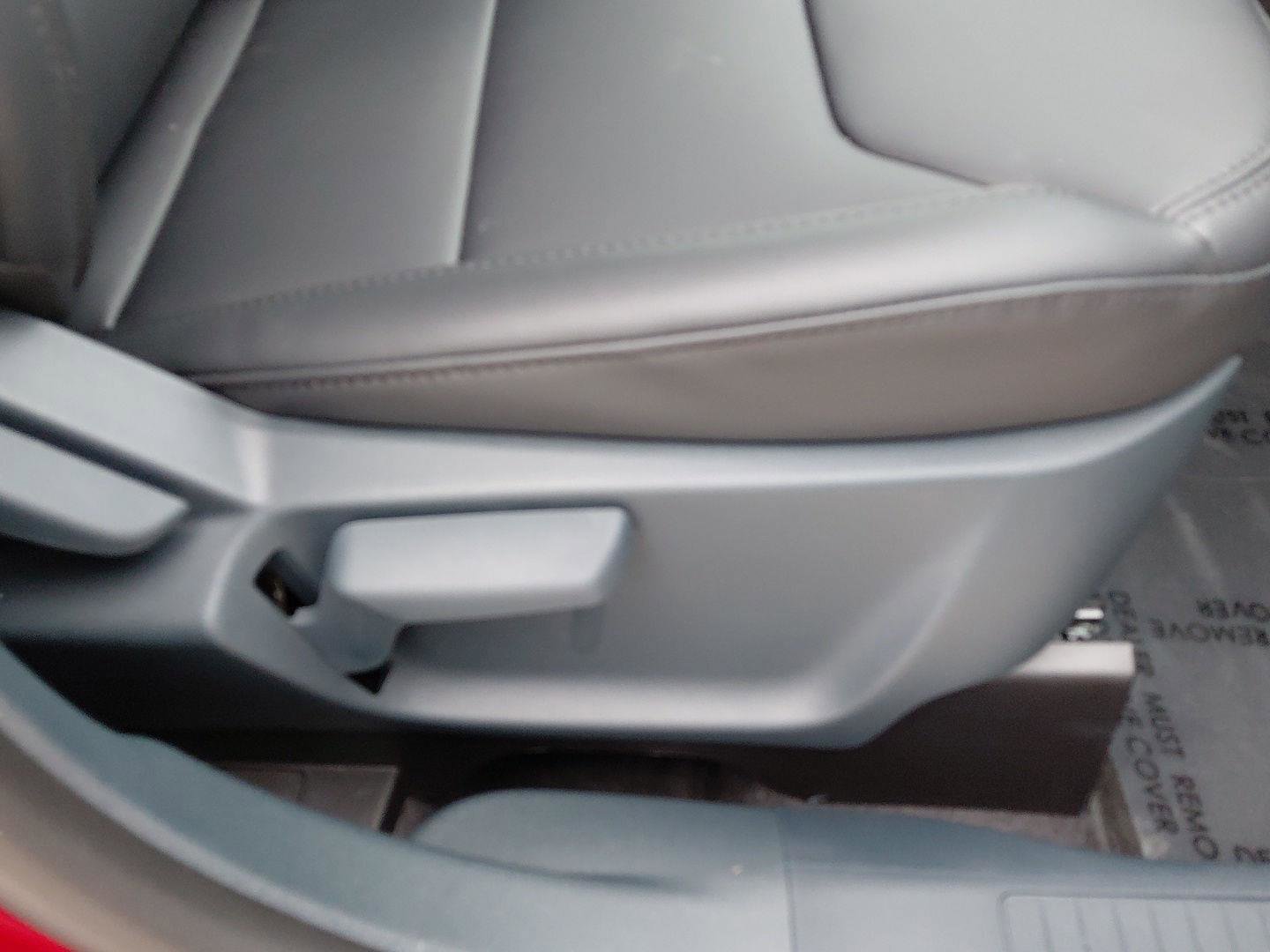 New 2026 Ford Maverick Lariat w/ Black Appearance Package image 13