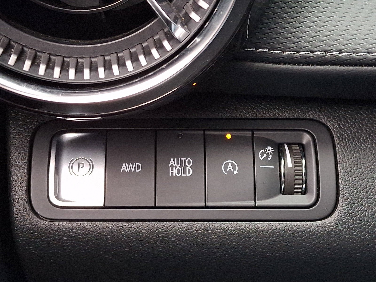 Used 2025 Chevrolet Equinox LT AWD/4WD image 23