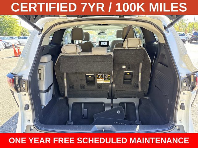 Used 2026 Toyota Sienna LE FWD image 12