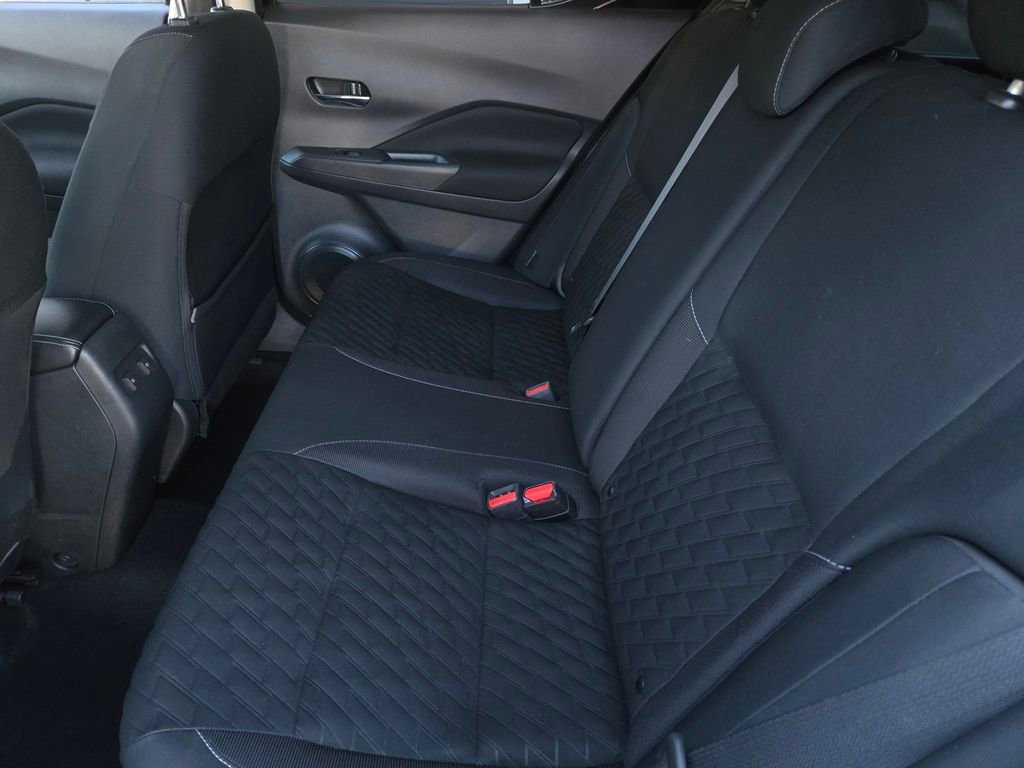 Used 2021 Nissan Kicks SV image 12