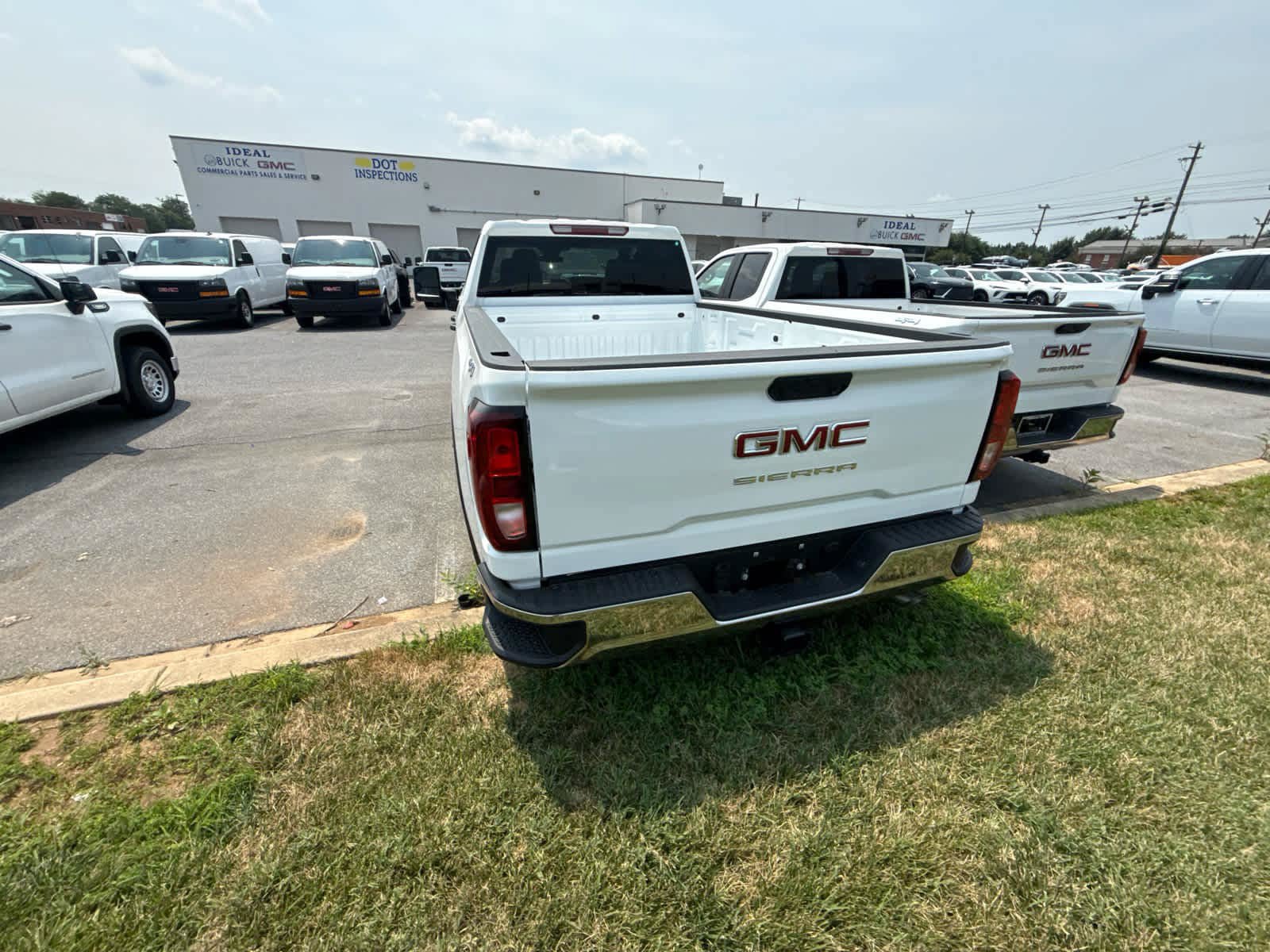 New 2026 GMC Sierra 2500 Pro w/ Convenience Package AWD/4WD image 12