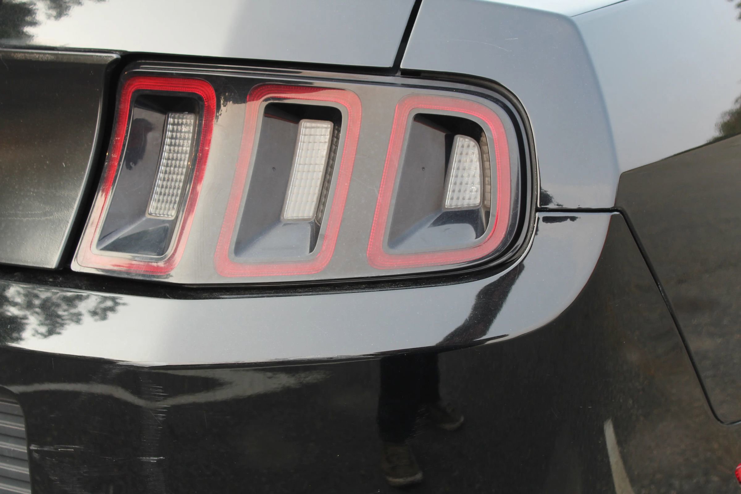 Used 2014 Ford Mustang V6 Coupe 2D image 29