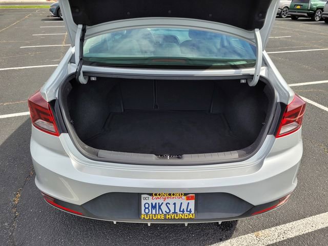 Used 2019 Hyundai Elantra SE w/ Cargo Package FWD image 17