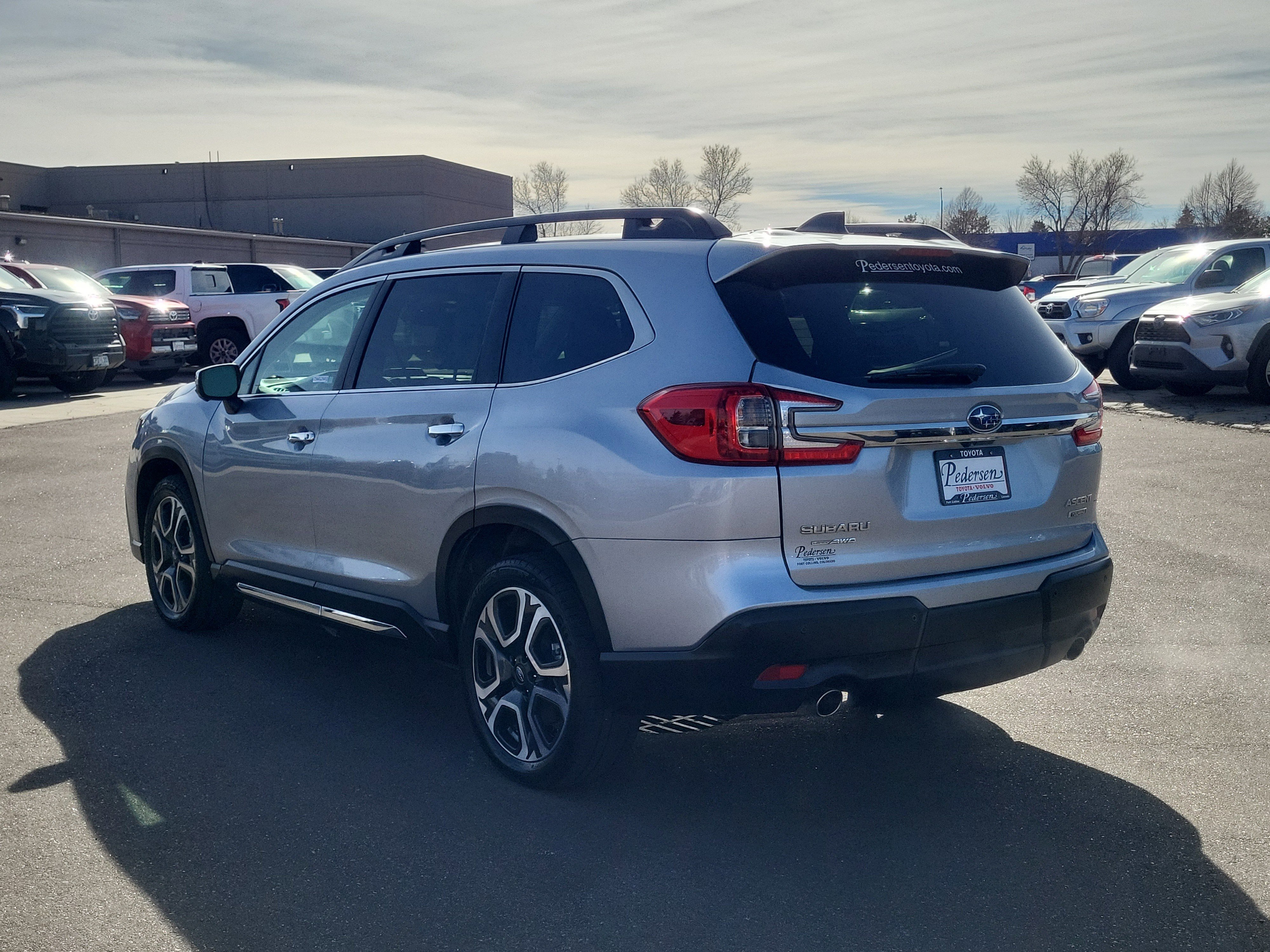 Used 2023 Subaru Ascent Touring image 3