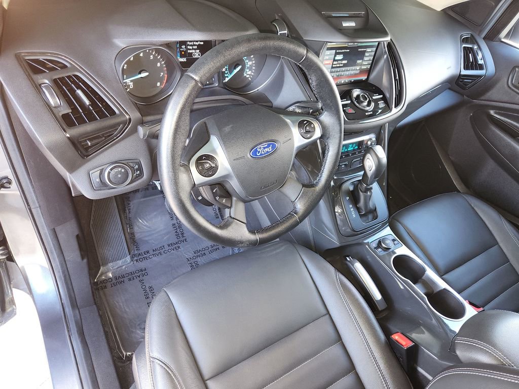 Used 2015 Ford Escape Titanium FWD image 11