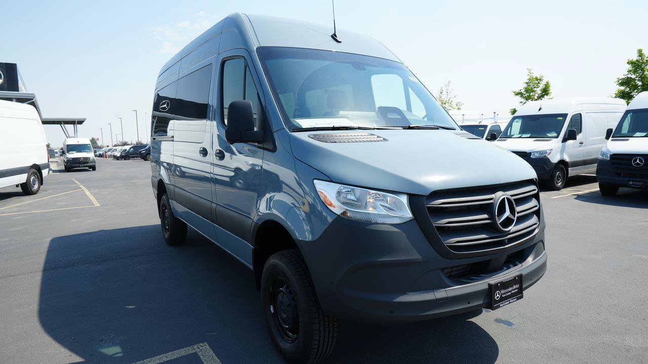 New 2026 Mercedes-Benz Sprinter 2500 image 3