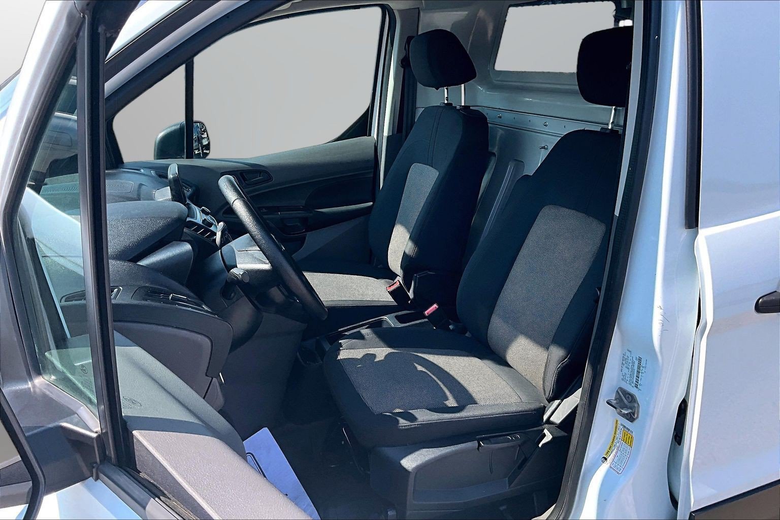 Used 2023 Ford Transit Connect XL FWD image 16