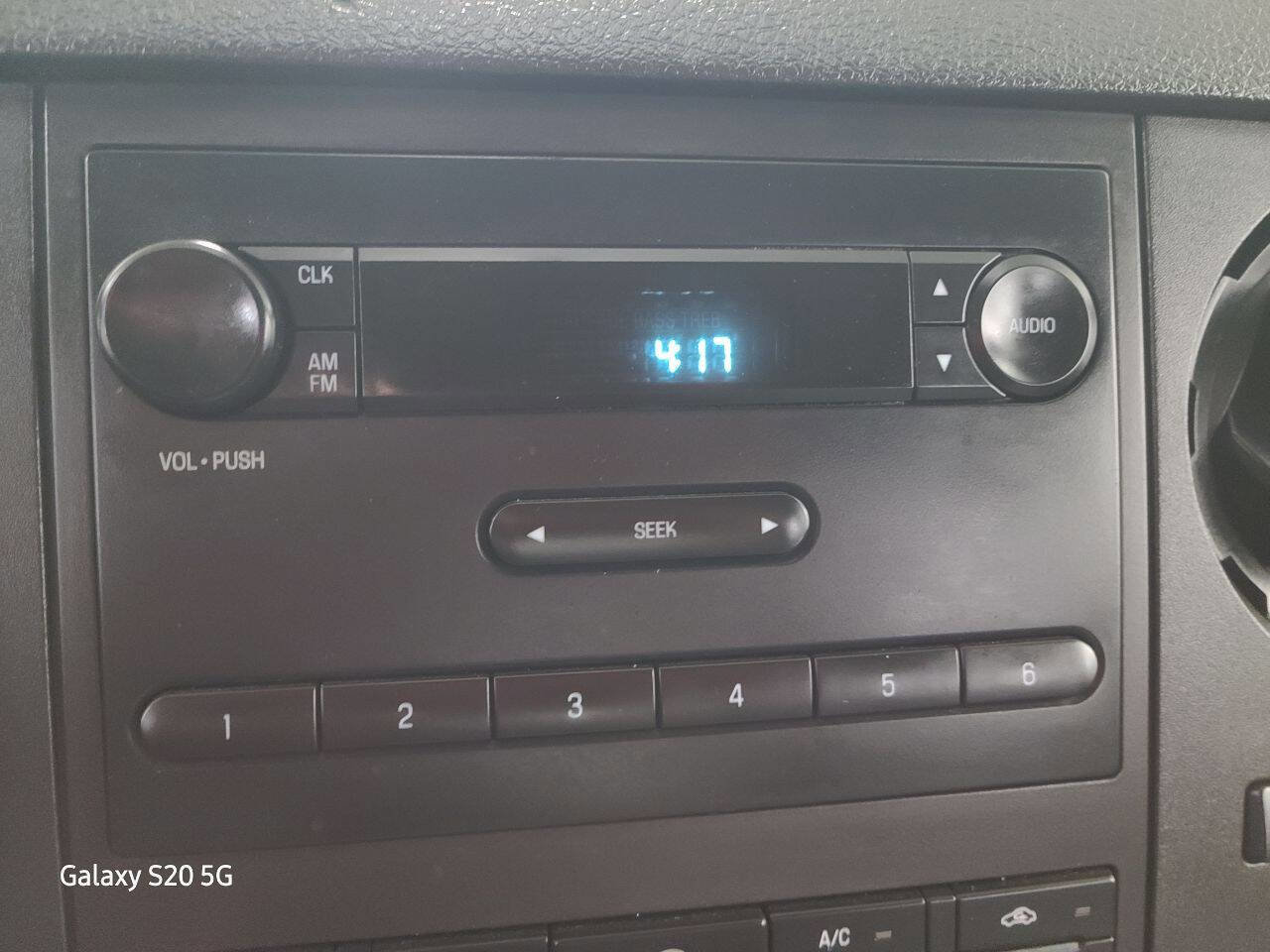 Used 2015 Ford F250 XL w/ Snow Plow Prep Package image 28