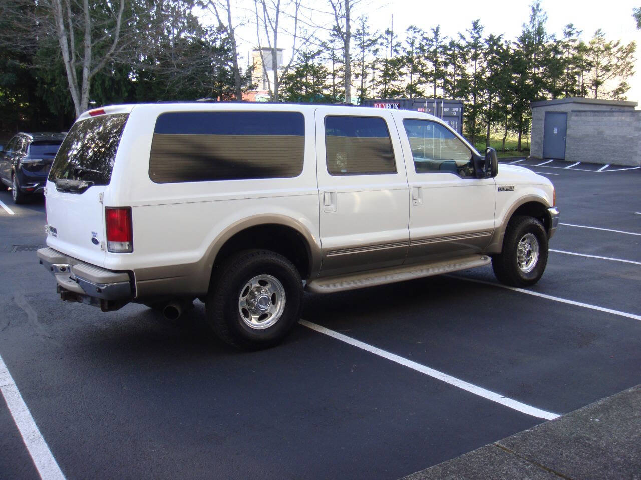 Used 2001 Ford Excursion Limited image 6