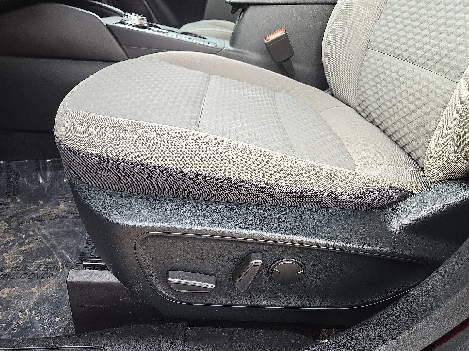 Used 2020 Ford Escape SE Sport FWD image 24