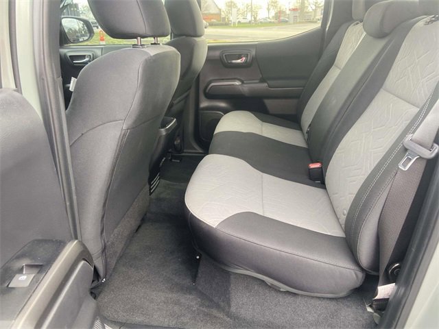 Used 2023 Toyota Tacoma TRD Sport w/ Advanced Technology Package image 11