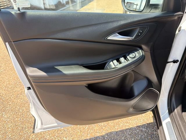 Used 2023 Buick Encore GX Preferred FWD image 24